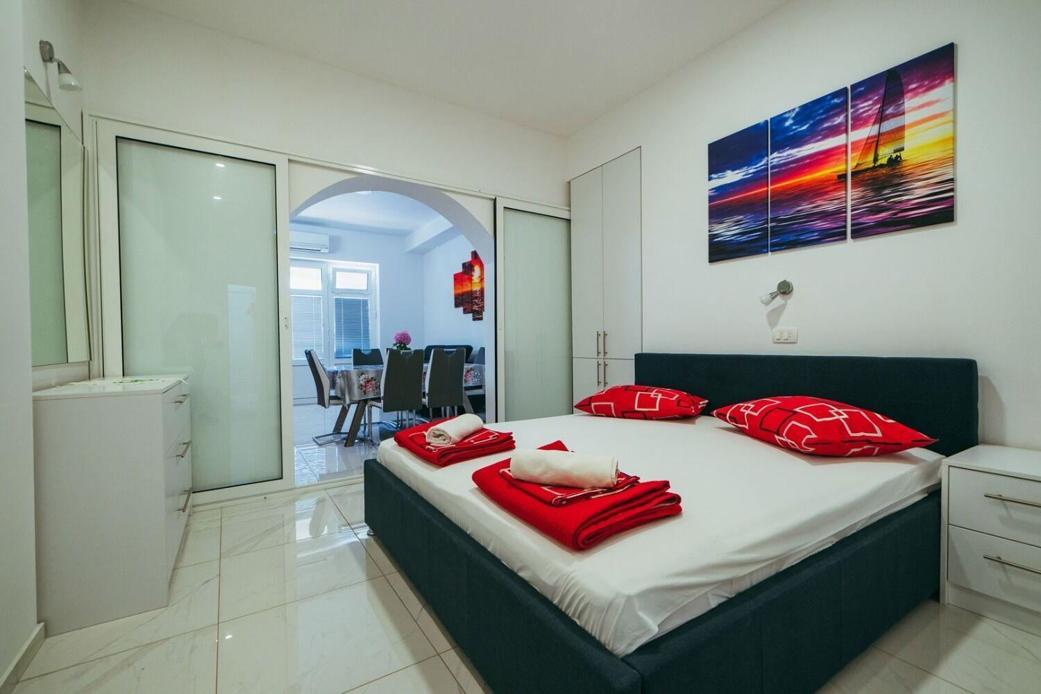 Apartments Lovre - Close To The Sea Brela Exterior foto