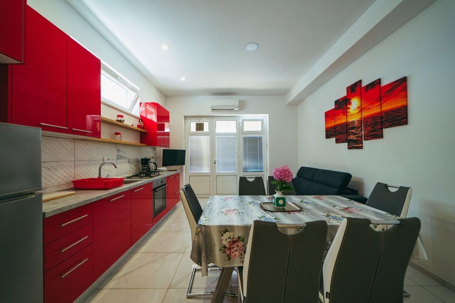 Apartments Lovre - Close To The Sea Brela Exterior foto